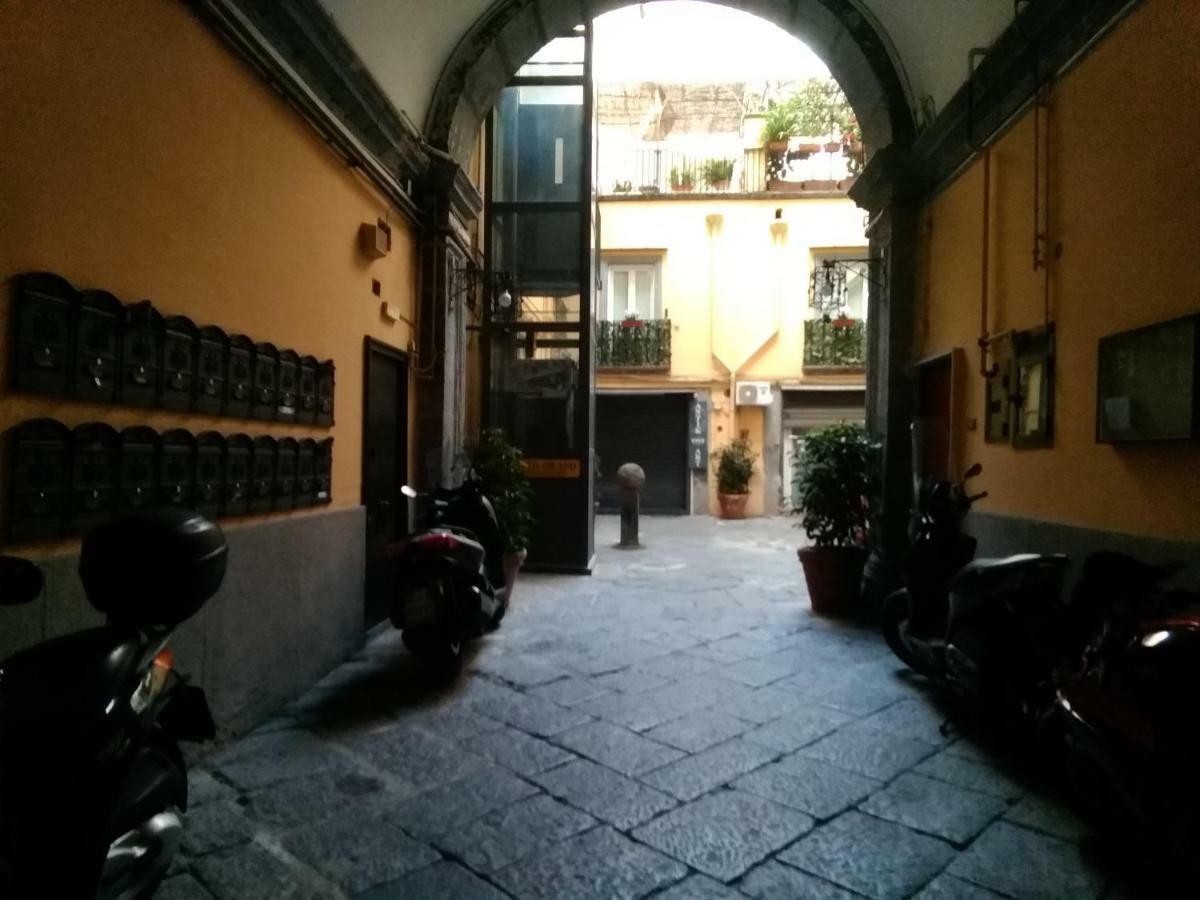 Casa Velata A Spaccanapoli Exterior foto